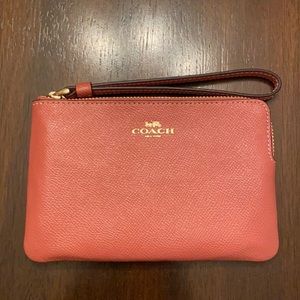 NWT Coach Apricot Saffiano Purselet wristlet